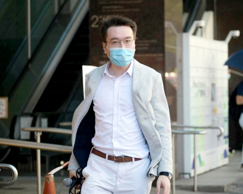 李啟迪今（28日）提交報名表參選地方選區新界東的議席。