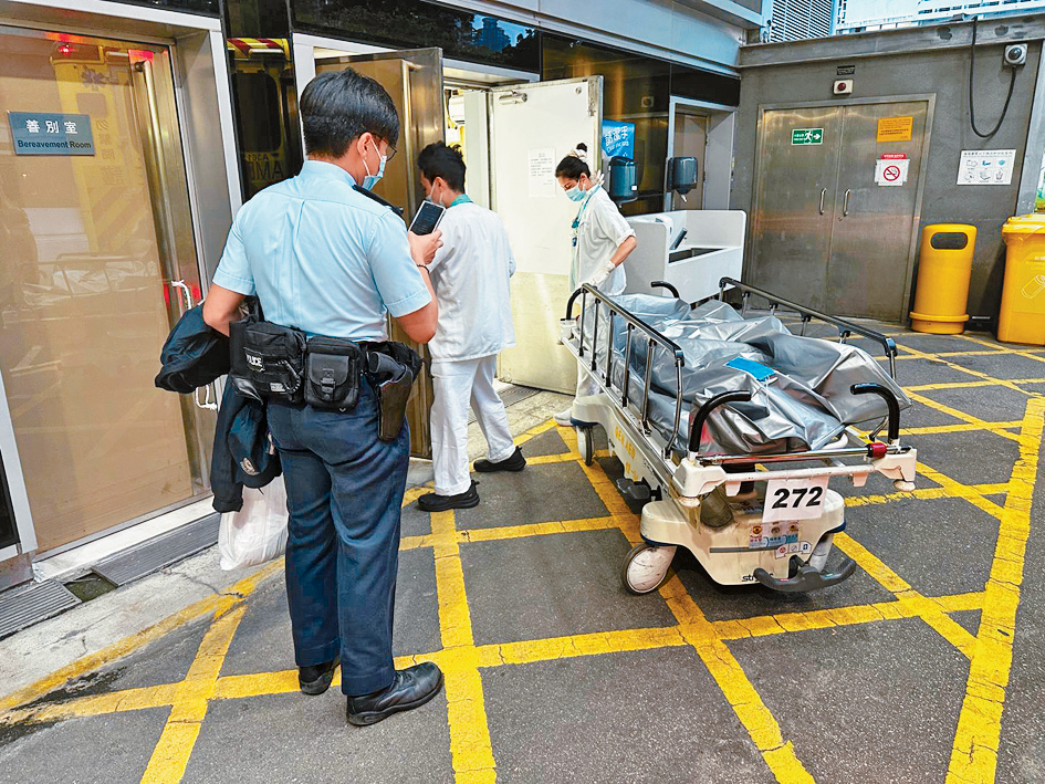 姓關（77歲）男事主送院後證實不治。