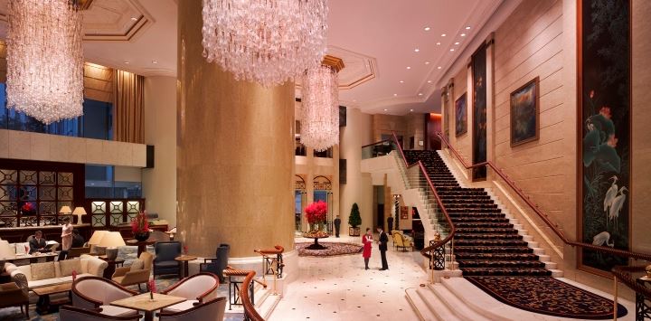 港島香格里拉大酒店同時推出兩款最長住宿時間為二十四小時的套票可供選擇。