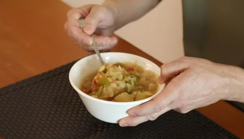 最初齋飲雜菜湯食得都幾過癮。