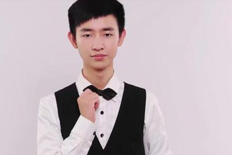 20歲的「孤王」不單玩《王者榮耀》。