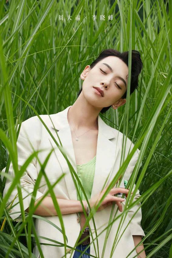 被網民發現的最新女主角，是曾演《芳華》的內地女星李曉峰。