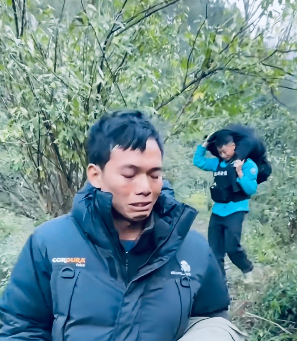 真人秀張家界「荒野求生挑戰賽」持續火爆。