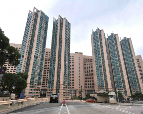 青衣藍澄灣錄首置客808萬承接。