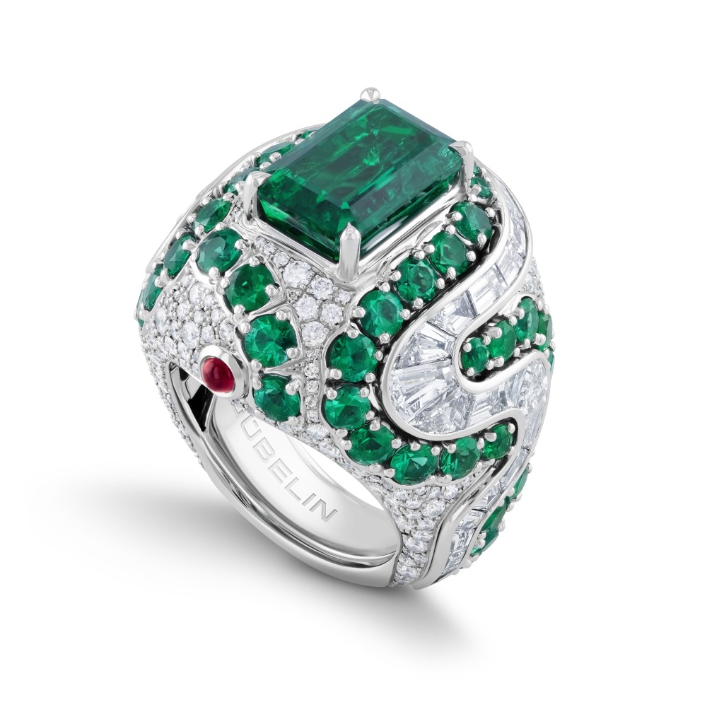 綠寶石鑽石指環。（Gubelin）