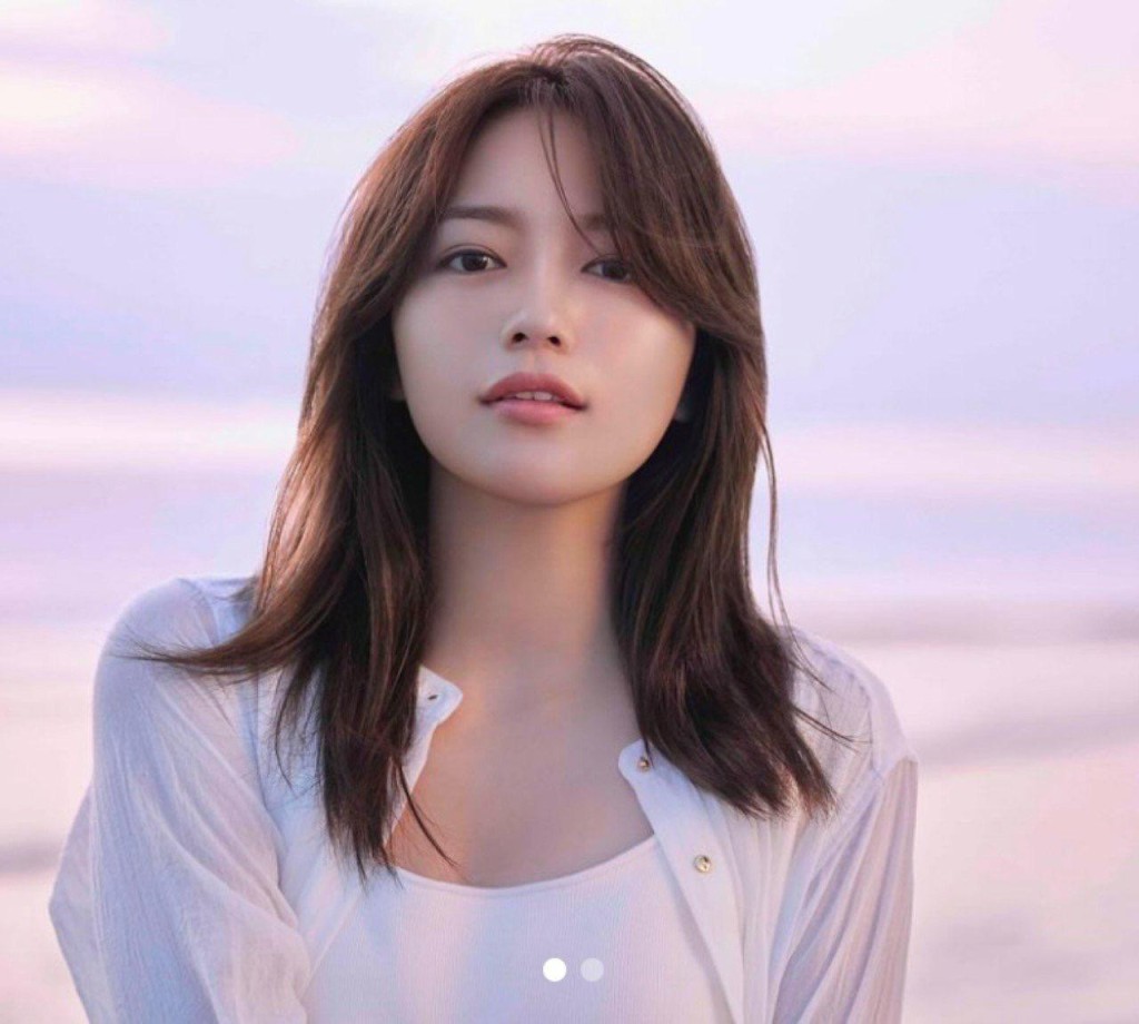 川口春奈和板倉滉上月被爆秘戀1年。