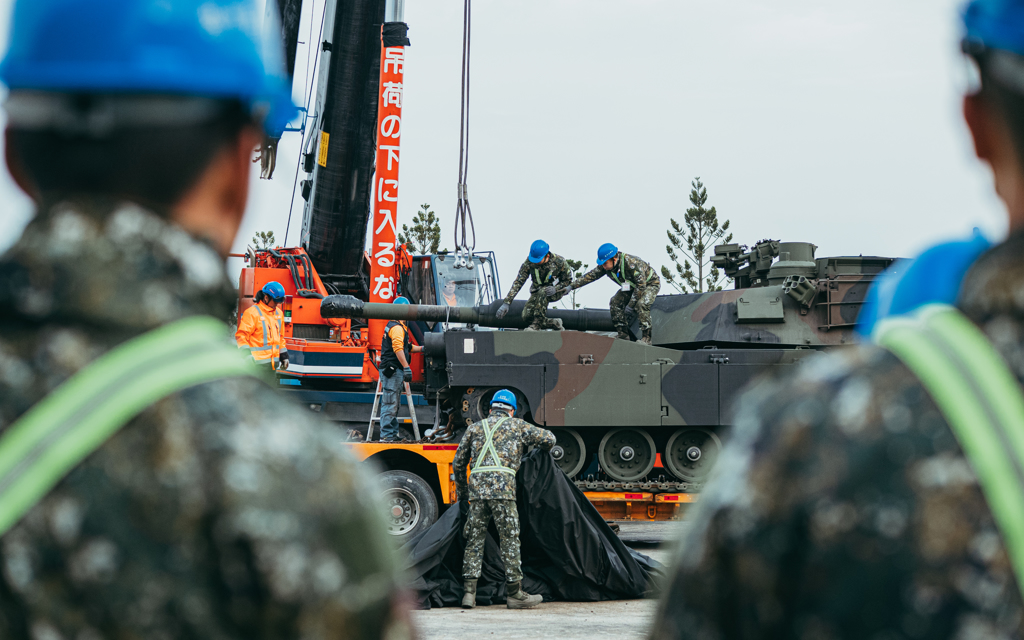 台灣陸軍今午公開M1A2T。中時