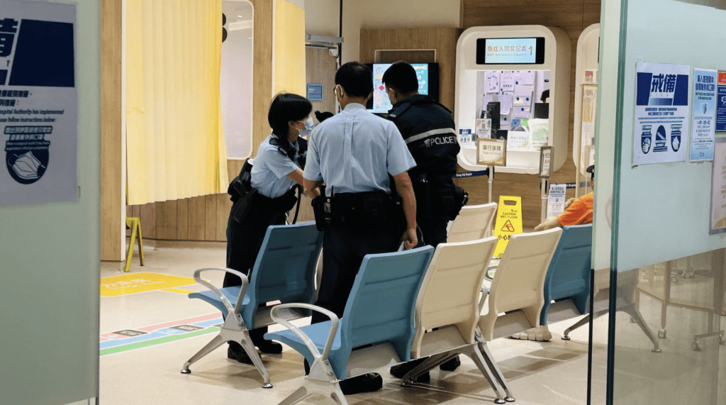 傷者被送往廣華醫院治理。蔡楚輝攝 傷者被送往廣華醫院治理。蔡楚輝攝