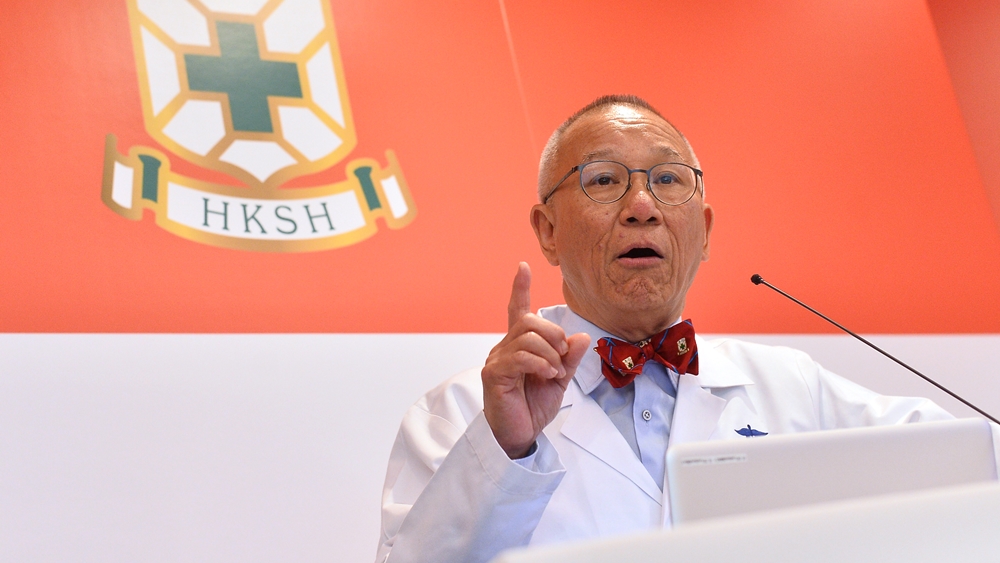 養和副院長陳煥堂有鑑市民無處求診，決定重新推廣視像求診服務。