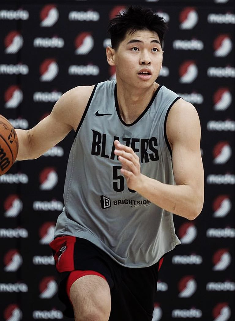 崔永熙登陸NBA加盟籃網。網上圖片