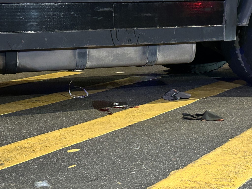 女工被重型貨車撞倒輾過。資料圖片
