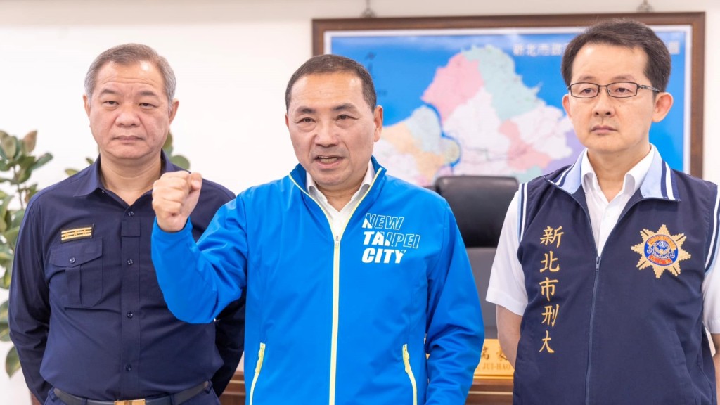 新北市長侯友宜(中)料代表國民黨出戰。侯友宜fb