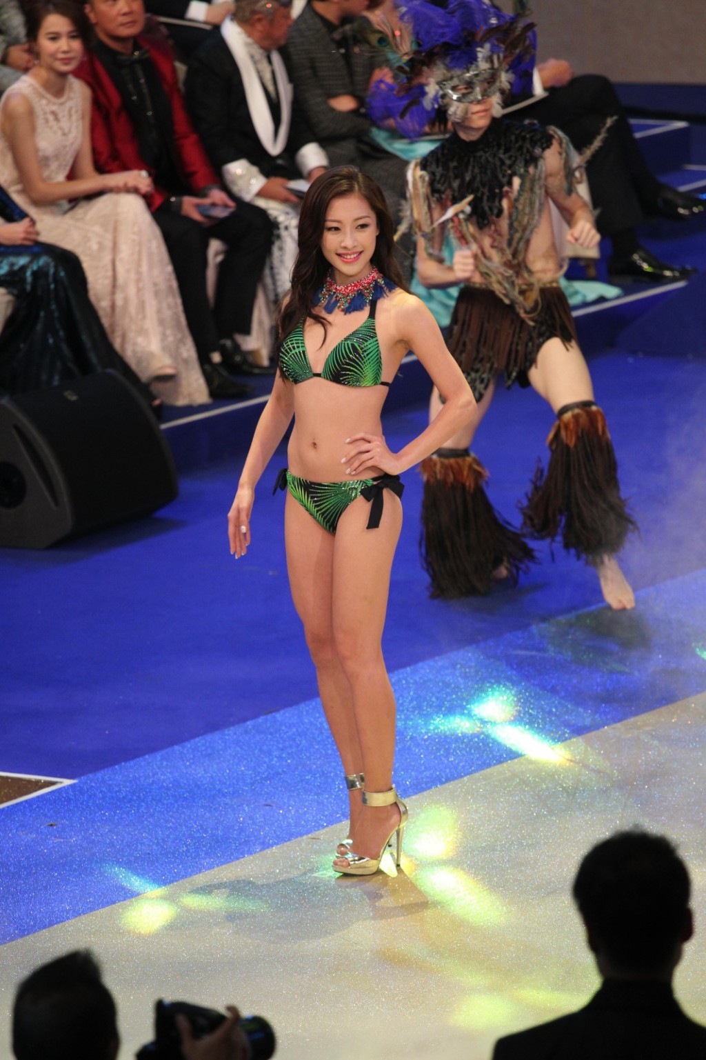 庞卓欣是2015年香港小姐亚军得主。