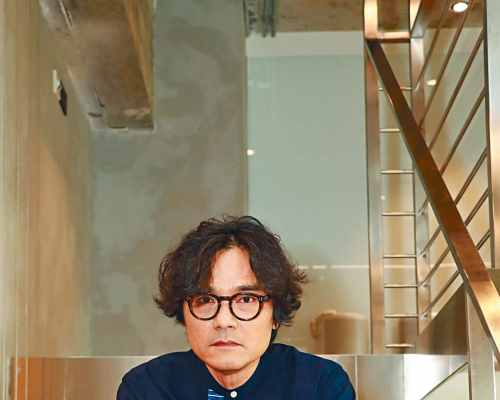 家棟在《智齒》中的表現獲睇好能角逐影帝,但他認為獎項其次,拍出好作品更重要。