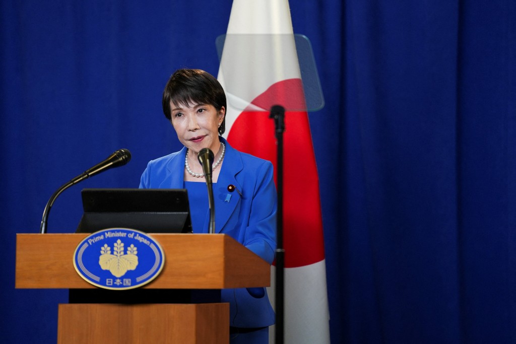 高市早苗为此在官邸召集紧急应变小组，讨论相关状况。路透社