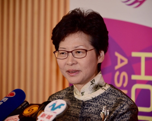 據悉，行政長官林鄭月娥和部份主要官員本周三晚上7時至9時在政府總部舉行「對話會」。資料圖片