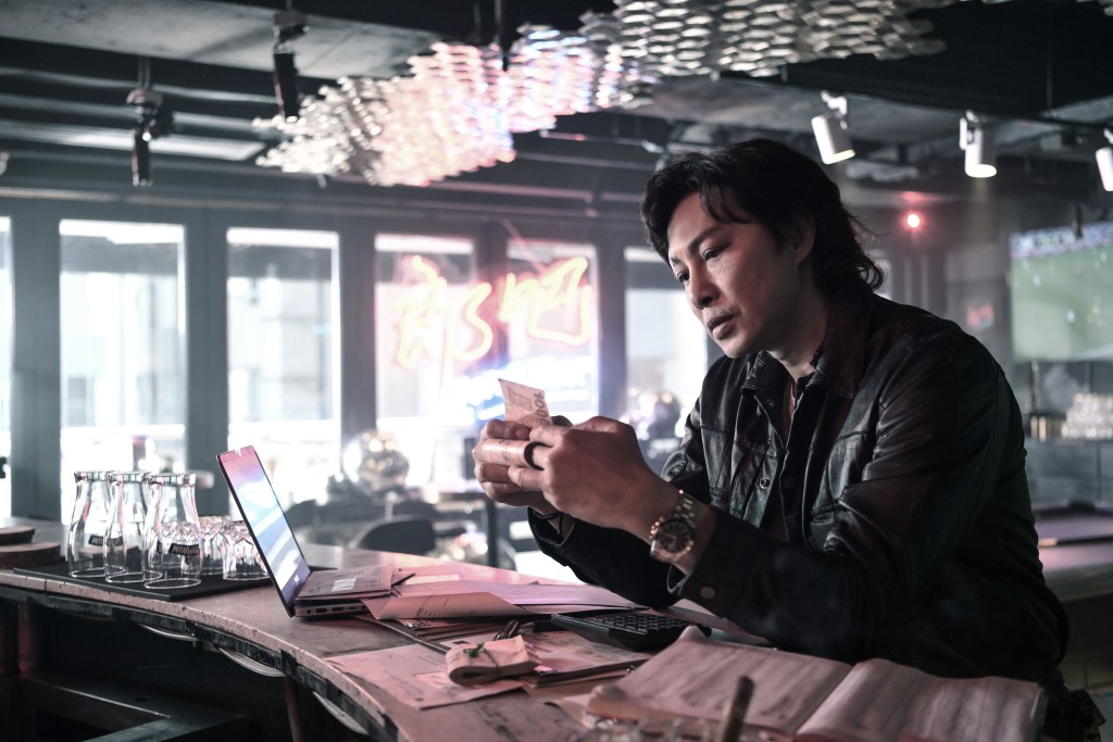 譚耀文在《拼命三郎》飾演不再風光的江湖大佬。 譚耀文在《拼命三郎》飾演不再風光的江湖大佬。