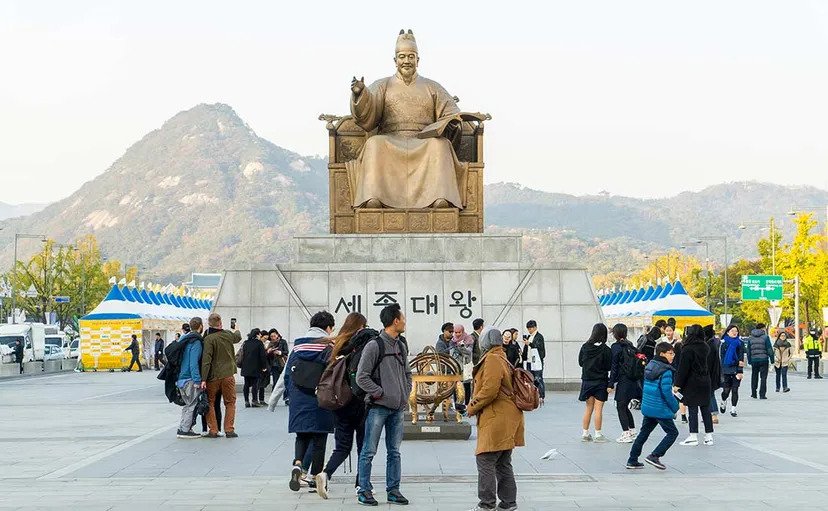 發明韓國文字的世宗大王像。  Photo Credit：JeJai Images@Shutterstock