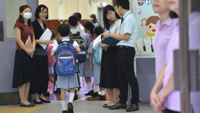 出生率低加上移居潮，本港學齡人口持續下跌。（資料圖片）