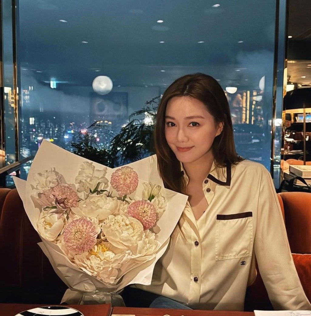 收到老公送嘅花甜到漏。