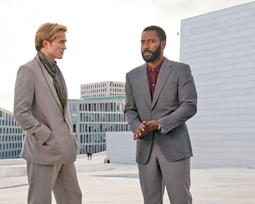 名导基斯杜化路兰的作品《天能》获得华鼎奖全球最佳影片奖。