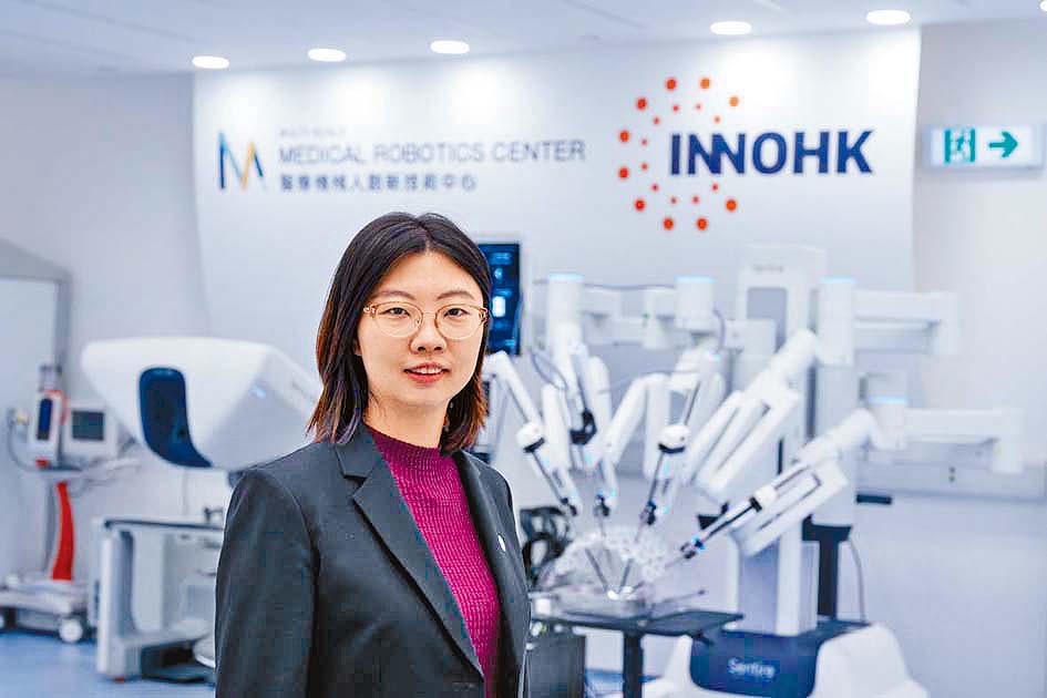 竇琪教授強調，AI不是替代醫生，而是輔助醫生專注手術核心。