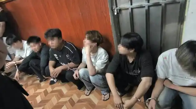 深圳警搗非法改裝電動單車工場，拘7人。 深圳特區報