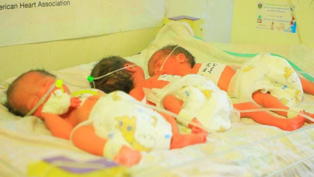 4男1女寶寶體重介乎1.3至1.4公斤，非常健康。 Hiwot Fana Specialised Hospital