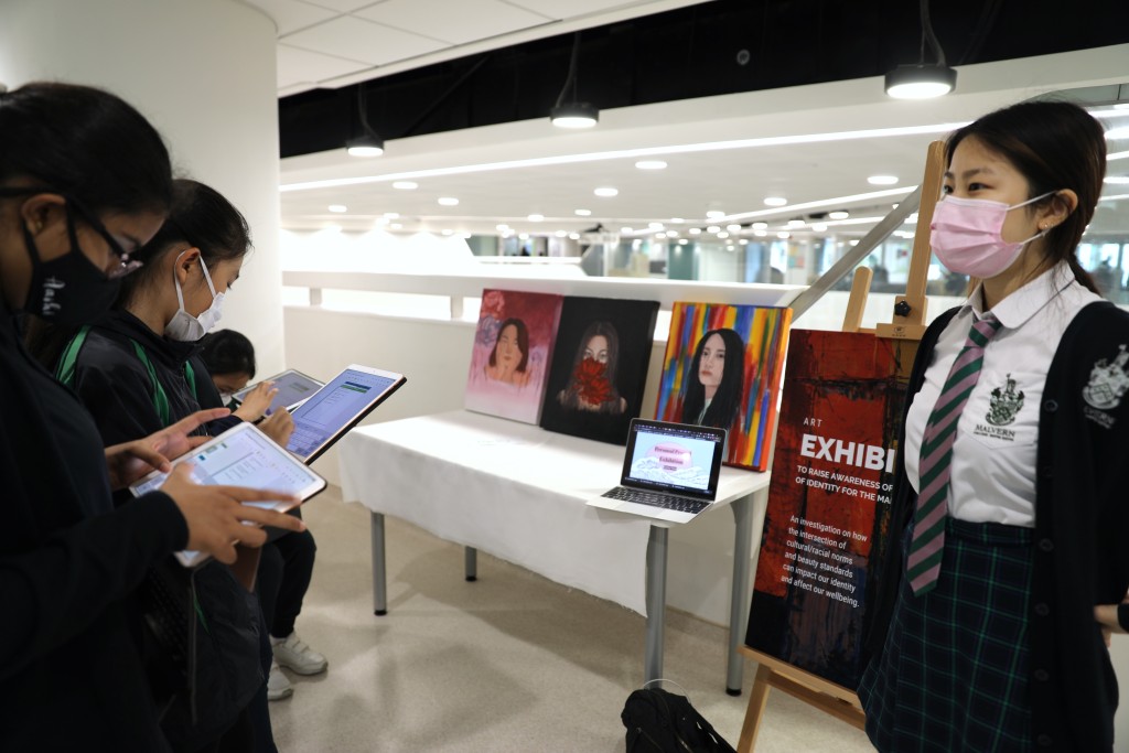 香港墨爾文國際學校的學生以藝術展覽形式分享個人研習的成果。