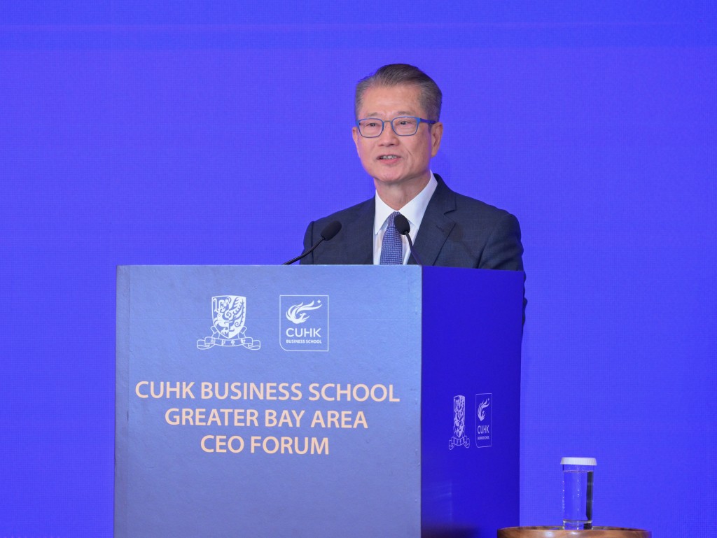 陳茂波上周在香港中文大學商學院「粵港澳大灣區領袖論壇」上致辭。陳茂波網誌圖片