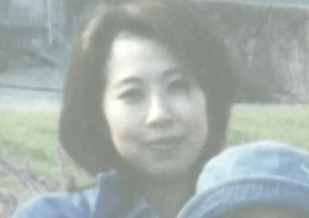 當年年僅32歲的主婦高羽奈美子遭殺害,案件26年後才破解。Youtube@メ〜テレNews 當年年僅32歲的主婦高羽奈美子遭殺害,案件26年後才破解。Youtube@メ〜テレNews