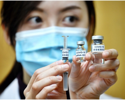 港府訂購的3種新冠疫苗到貨時間有別。資料圖片