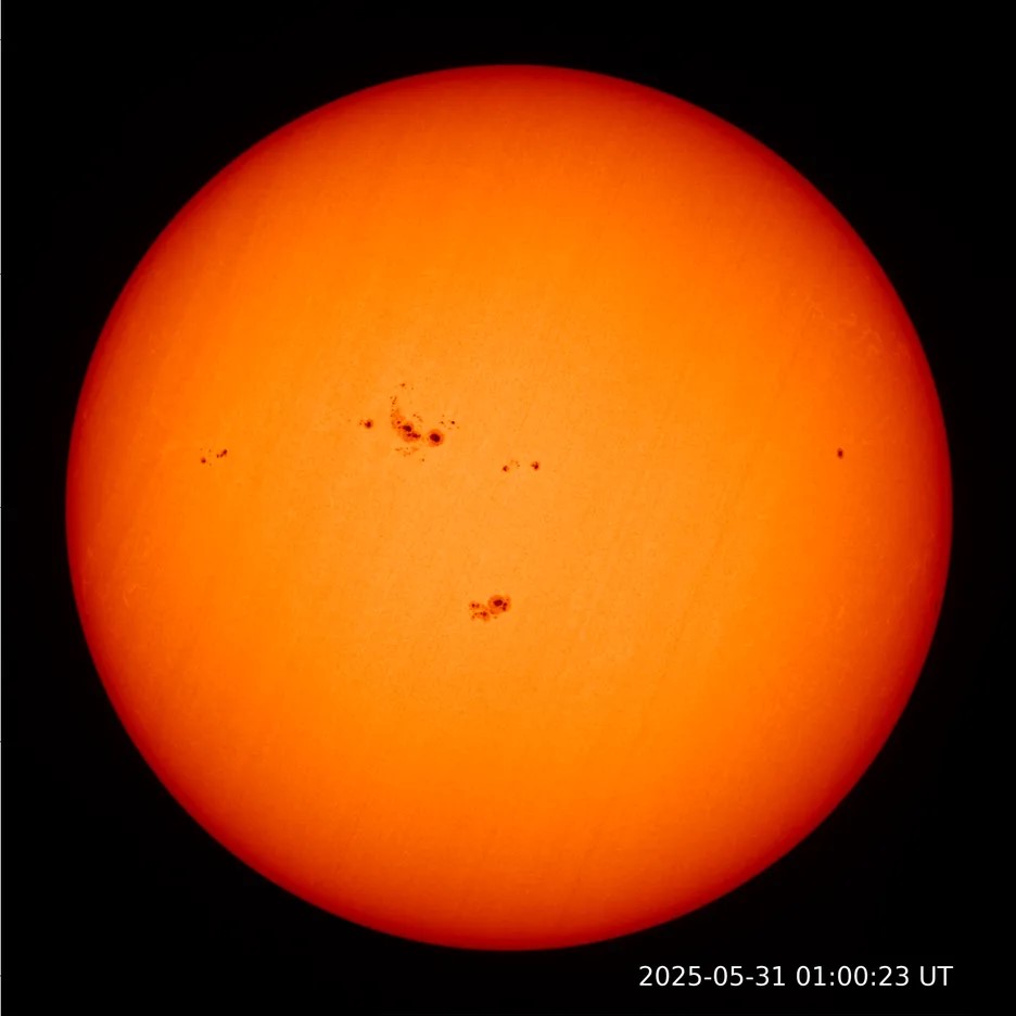太陽黑子群活動情況。羲和衛星 太陽黑子群活動情況。羲和衛星