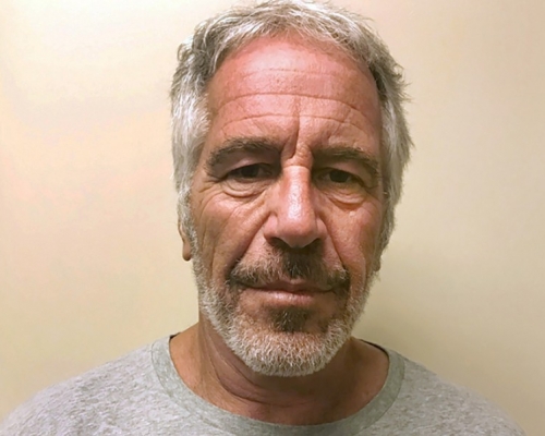 美國富豪艾普斯坦(Jeffrey Epstein)遺下大筆遺產引起一批人爭產。 AP