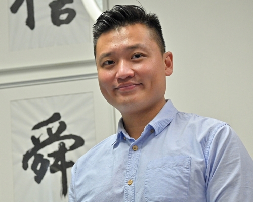 鄭泳舜呼籲選民投票支持他連任。資料圖片