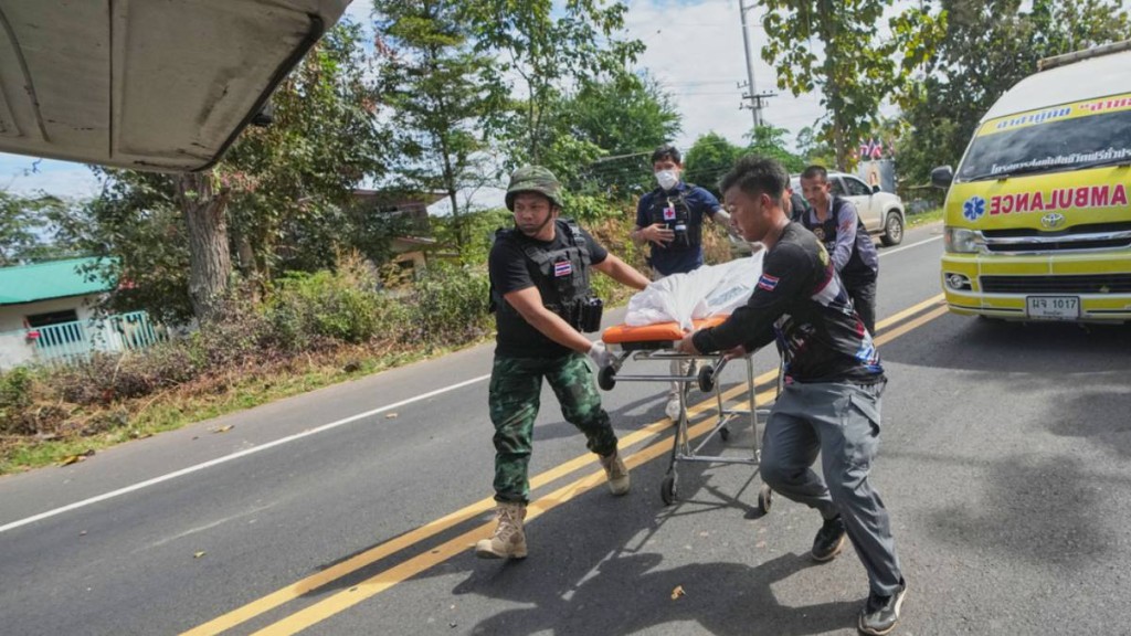 泰柬两国军事冲突持续。美联社