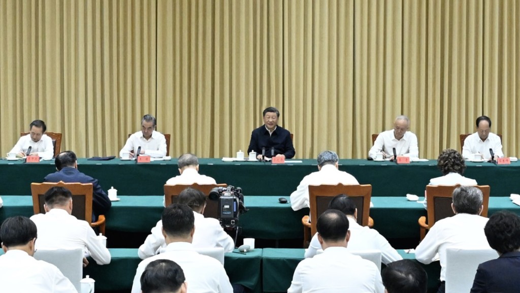 國家主席習近平考察新疆。 新華社