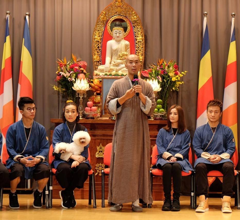 林伟亮2009年低调出家为僧，法号「果宏释衍伟」。