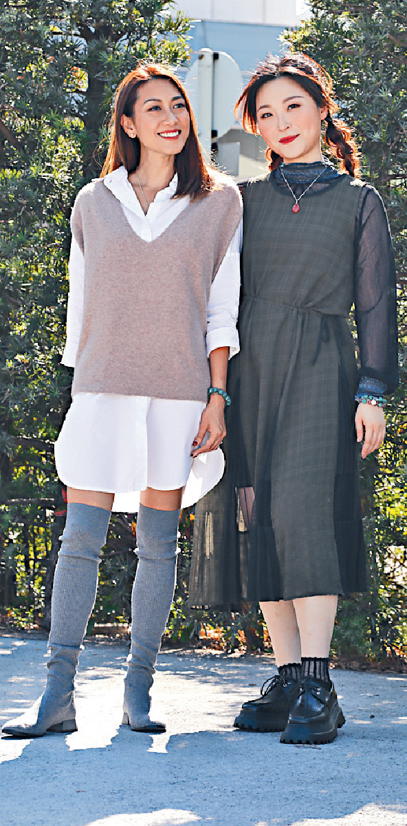 ■徐加晴（右）跟Jessica訪問時無線咪受干擾，她們解釋怕靈體阻礙訪問，專登散發氣場保護而影響。
