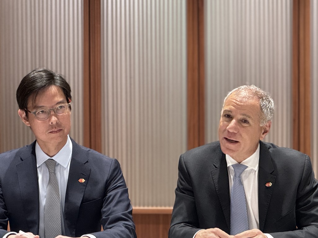 艾橋智表示，交易將使恒生銀行能夠為客戶提供更廣泛產品。