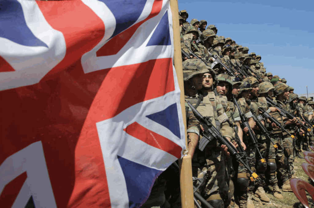 英国将在未来两年内把国防开支再增加 50 亿英镑。美联社