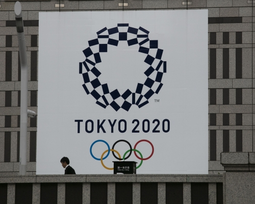 經濟學家指東京奧運延期將打擊日本經濟。 AP