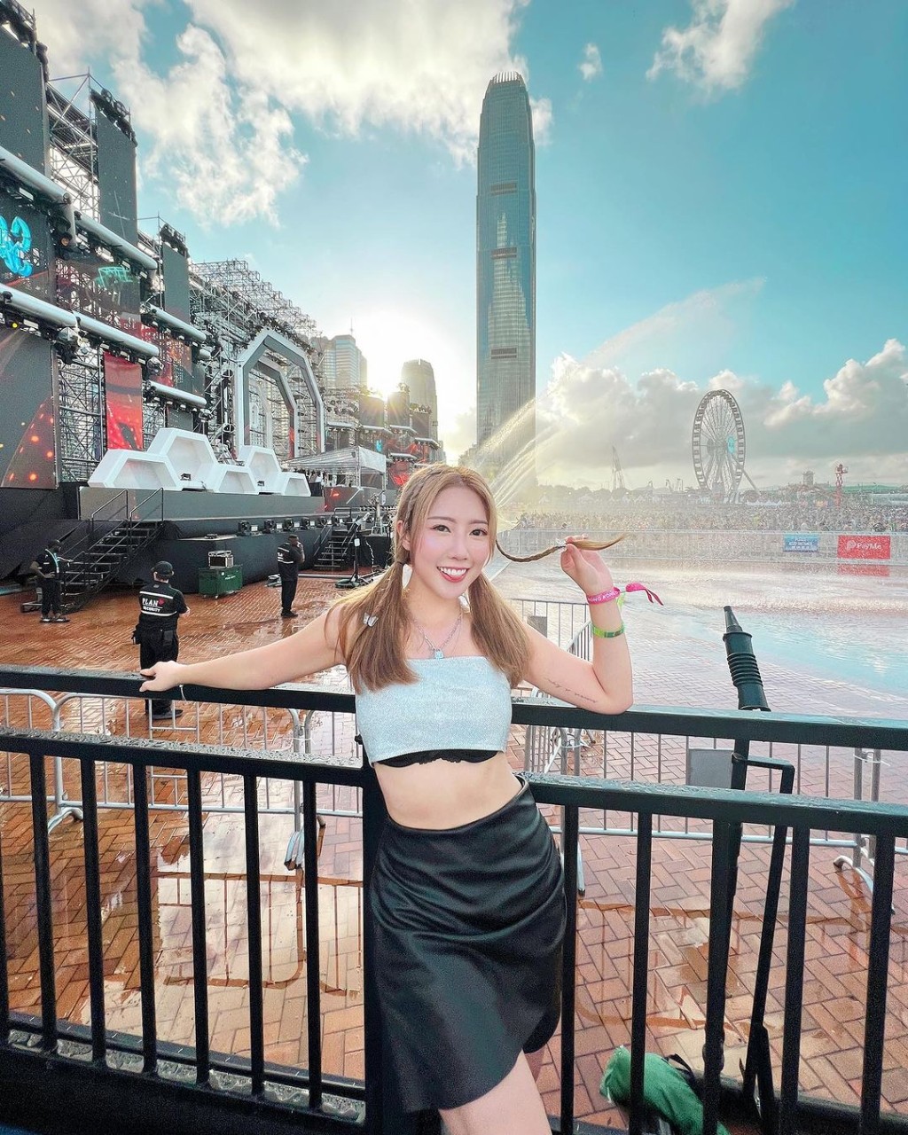 陳欣茵去年都有去S2O亞洲潑水音樂節，第一日僅以小背心上陣，被網民指着得太密實。