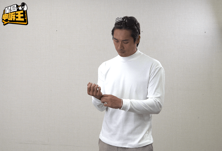 Bryan認為該件標榜明星同款的高領保暖內衣，在各款中性價比高。