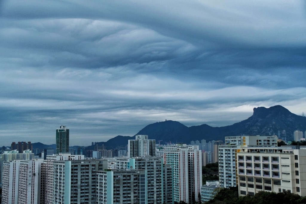 「糙面雲」。攝：Clive Wan / 彩虹 / 2023年1月8日 / #CWOS