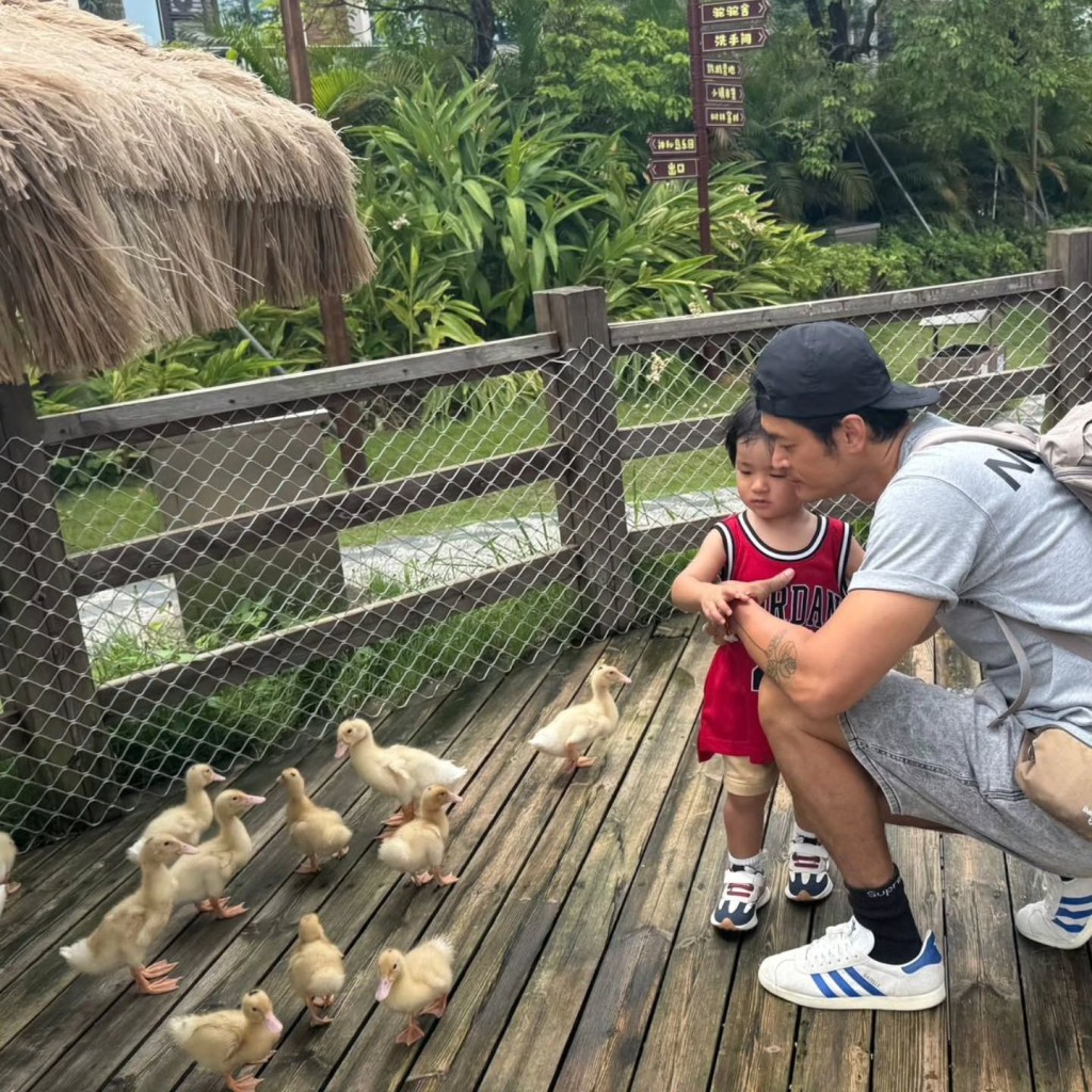 江若琳老公蕭唯展在IG分享家庭照。 江若琳老公蕭唯展在IG分享家庭照。