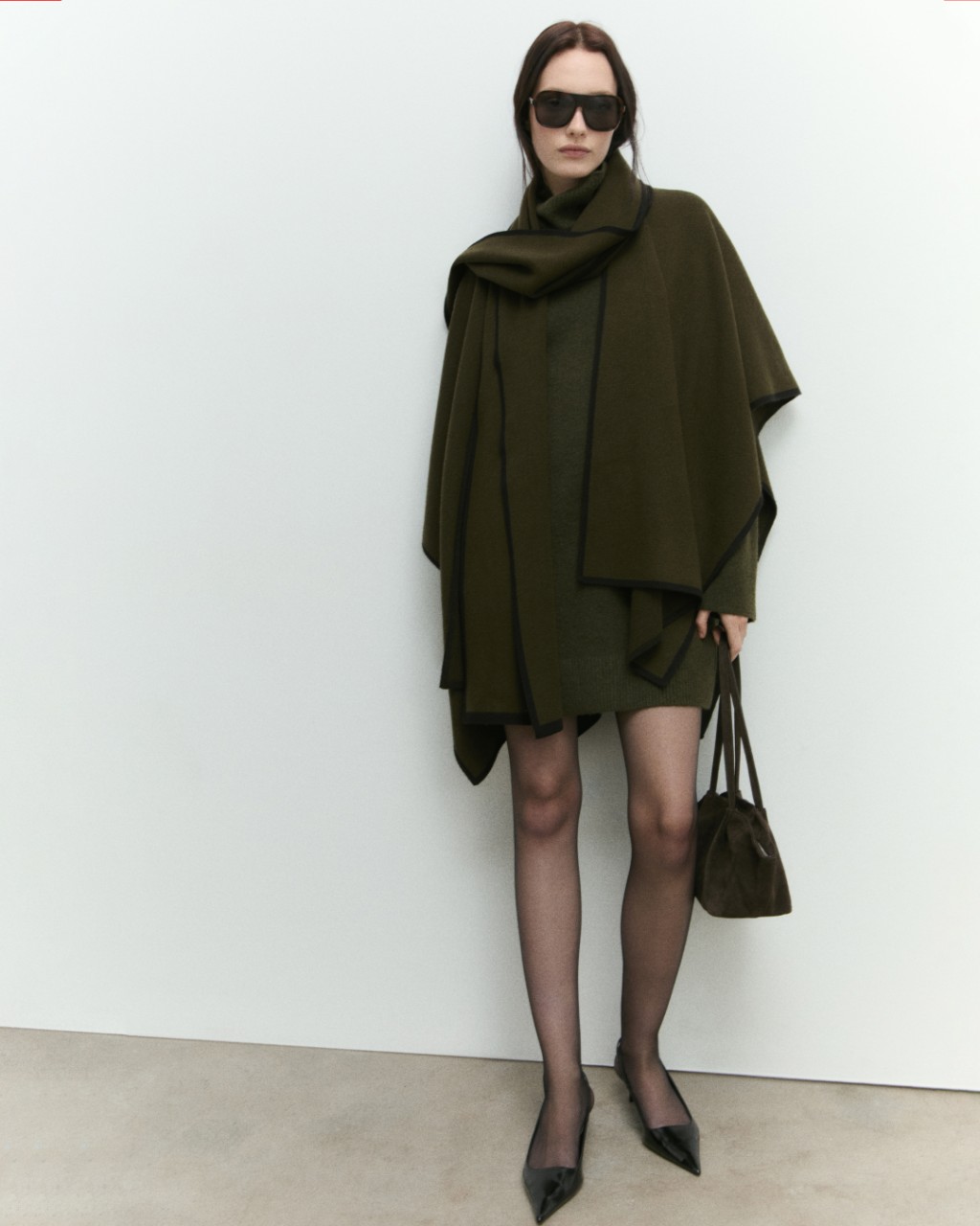 Mango是國際知名時裝品牌。X@Mango Mango是國際知名時裝品牌。X@Mango