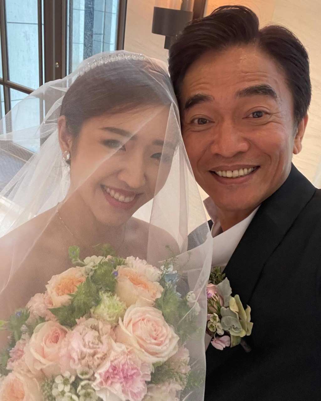 二女吳則含在本月中結婚。