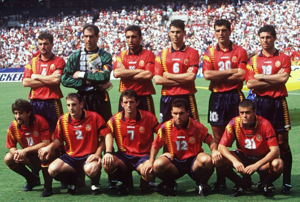 九四年美國世界盃分組賽，哥高查為西班牙先開紀錄，德國由奇連士文追平，最終打成1:1平手。值得一提，現任狂牛帥安歷基(21號)當年為西班牙正選上陣。網上圖片