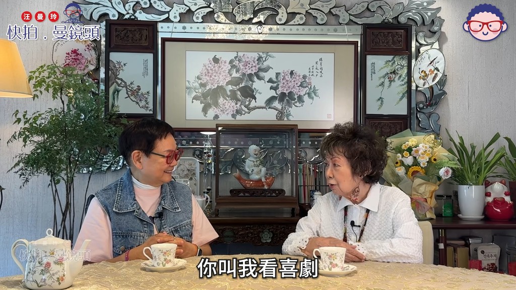 謝賢年青時曾約南紅睇戲，但南紅興趣不大。（影片截圖：《快拍．曼鏡頭》）